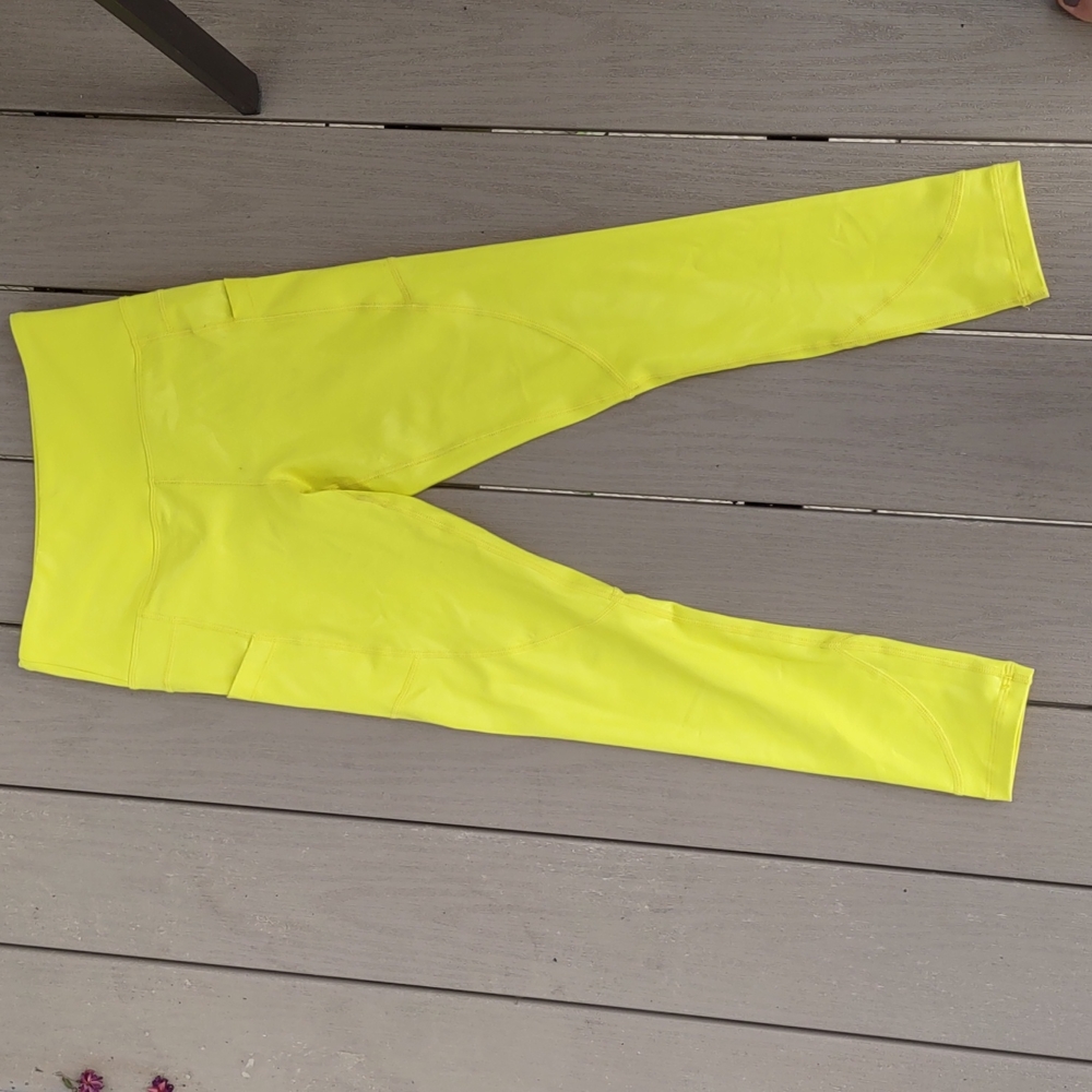 NWT Zyia neon yellow metallic light n tight 24" POCKETS